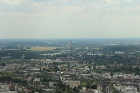 Der Rheinturm      